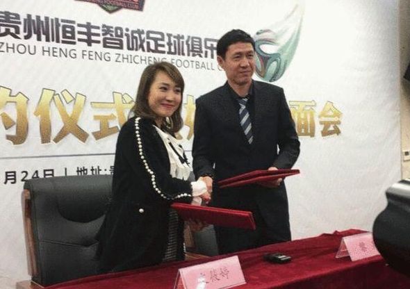 《一个母亲的复仇》曝递枪片段 导演谈最震惊反转 2019-05-17 电影《一个母亲的复仇》正在热映中，目前已收获了猫眼9.3、淘票票9.0的好成绩。