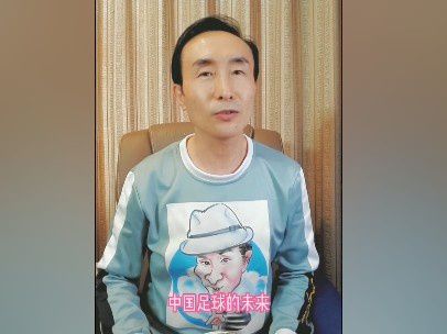 现实中的两人，再次陪伴着彼此完成了另一次事业上的飞跃，实现了真正的相互成就。