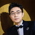 影片没有依赖超自然力量或外在伤害源，而是走入主人公的内心世界——挖掘那些潜意识的欲望、扭曲的认知，让恐惧从心底滋生。