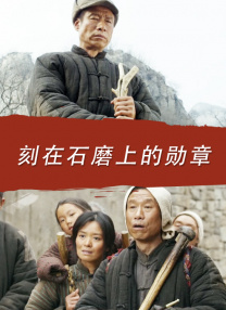 贾斯汀·比伯半裸秀肌现身派对 自称积攒正能量 2014-02-07 当地时间2月5日，美国亚特兰大，贾斯汀·比伯半裸现身歌手吹牛老爹举办的派对，他不仅亮出身体上的纹身，还大秀人鱼线。
