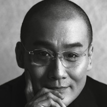 2023-11-06 11月3日，《流浪地球3》“前进三”发布会在厦门举行，导演郭帆，携演员吴京、李雪健、刘德华、佟丽娅等主创出席活动。